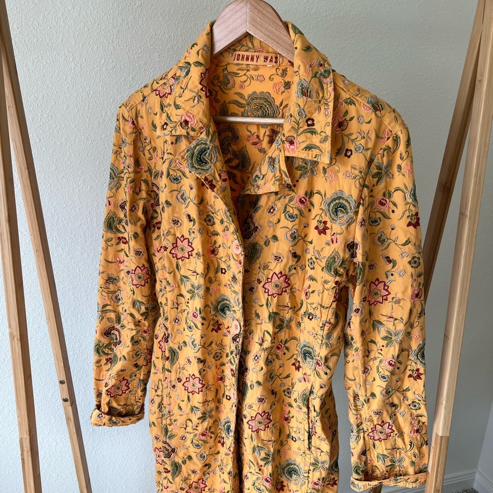 Johnny Was Coat Dress (no tag) fits like a medium!